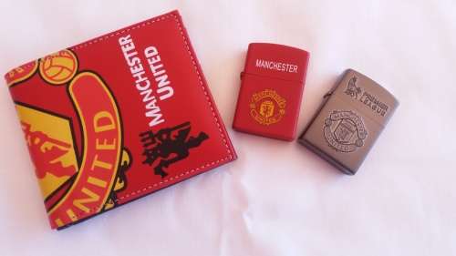 Manchester United Wallet And Lighter Set!!!