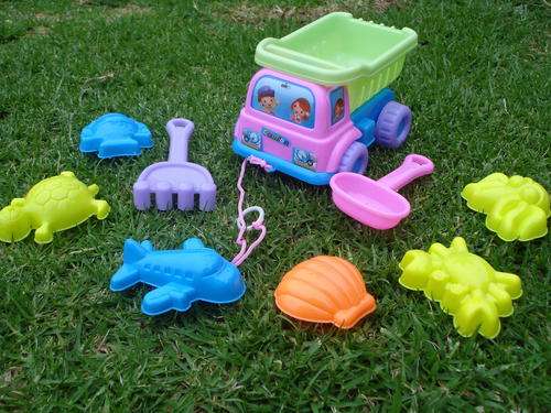 **NEW** Small Sand Pit Truck!! Cute!!