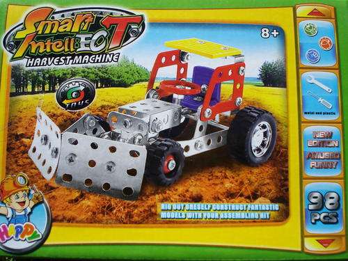 Meccano Style Harvest Machine! 98 pcs!!