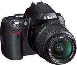 Nikon D40 with Nikkor 18-55mm Lense + 4GB sd card + Nissin Di622 Speedlight + Charger