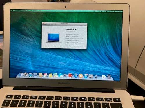 Apple MacBook Air 13" - 1.3GHz Core i5 - 4GB - 128GB SSD - MID 2013