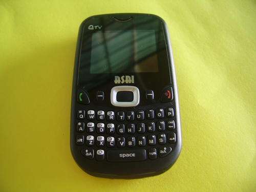 Qwerty Dual sim TV Cell Phone