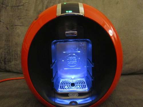 Delongi Nescafe Dolce Gusto Circolo Capsule Espresso Machine