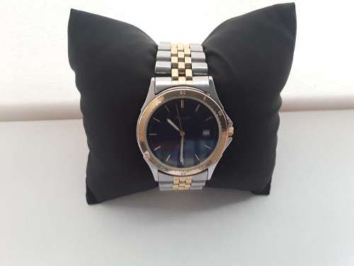 Mens Accurist Stainless Steel Watch With Original Box