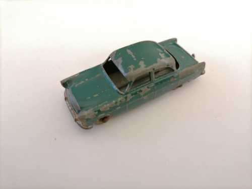 Vintage Lesney Matchbox No. 33 Ford Zodiac Mk11 Sedan 1957