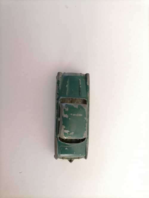Vintage Lesney Matchbox No. 33 Ford Zodiac Mk11 Sedan 1957