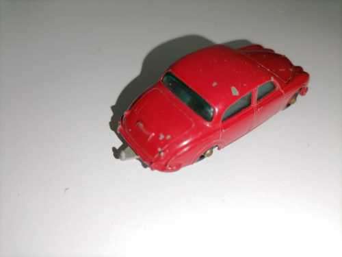 VINTAGE LESNEY MATCHBOX NO. 65 1962 JAGUAR 3.4 LITRE SEDAN