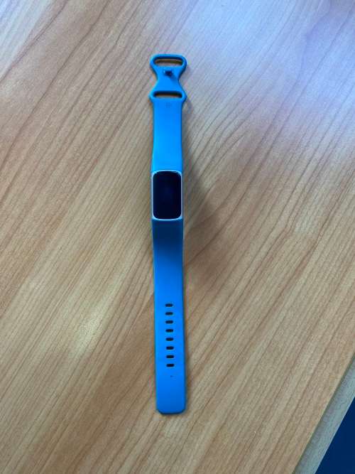 Fitbit Charge 5