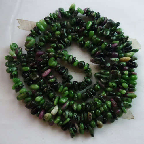 Natural RUBY ZOISITE chipstrand +-90cm