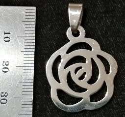 STAINLESS STEEL Pendant - Flower