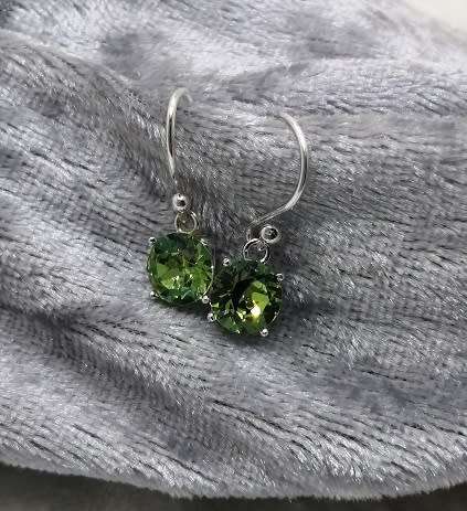 Sterling silver earrings - Sparkling CUBIC ZIRCONIA (green)