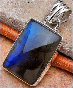 SALE ** Sterling silver pendant - LABRADORITE - Dreams Collection