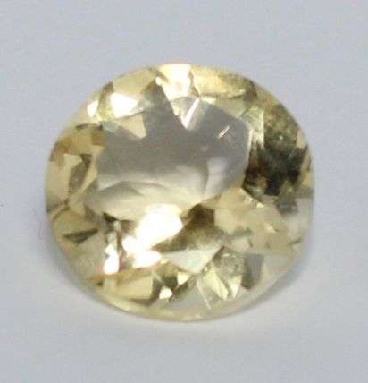 100% Natural 5.1 cts CITRINE round facet (Brazil)