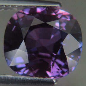 ROYAL COLLECTION! Incredible 6.35 cts PURPLE BLUE SAPPHIRE cushion facet (VVS)