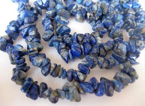 Natural LAPIS LAZULI chipstrand +-90cm