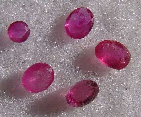 1.45 cts Natural Burmese RUBY facet parcel (5 pieces)