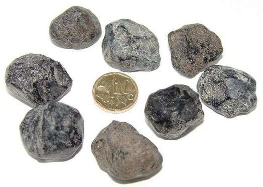 Natural APACHE TEAR (obsidian / volcanic glass)