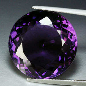 Impressive & Amazing! 21.90 cts 19mm Natural COLOUR CHANGE AMETHYST round facet (Africa)
