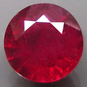 2.26cts Natural RUBY round facet (Madagascar)