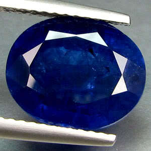 5.45 cts Natural BLUE SAPPHIRE oval facet (Africa)