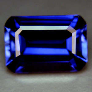 LUNCHTIME MADNESS! 7.60 cts Natural CORNFLOWER BLUE SAPPHIRE octagon facet (Thailand)