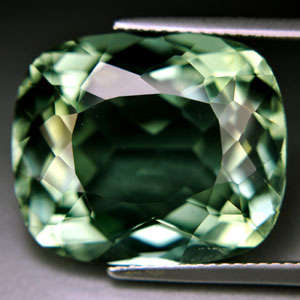Magnificent gem! 18.80 cts Natural PRASIOLITE / GREEN AMETHYST cushion facet (Uruguay)