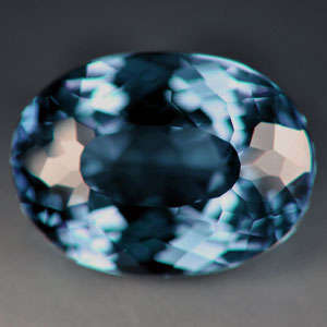 18.15 cts COLOUR CHANGE Czochralski ALEXANDRITE oval facet (Russia)