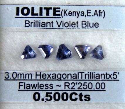 5 piece set - Natural IOLITE fancy trillion facets (Kenya, Africa)