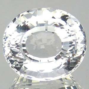23.05 cts CLEAR CRYSTAL QUARTZ oval facet (Africa)