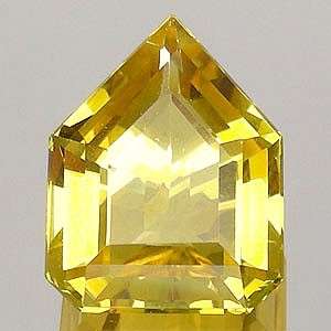 20.28 cts LEMON QUARTZ fancy facet (Africa)