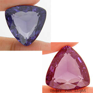 21.61 cts COLOUR CHANGE Czochralski ALEXANDRITE trillion facet (Russia)