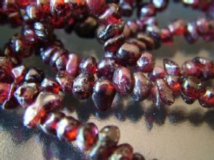 GARNET chips - use on it's own or work it into gemstone jewellery