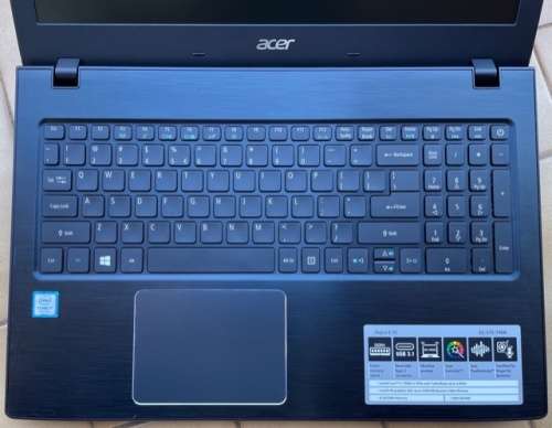 Acer Aspire E5 - 575 - 74VK Core i7-7500U 2.7GHz, 8Gb Ram, 256 SSD