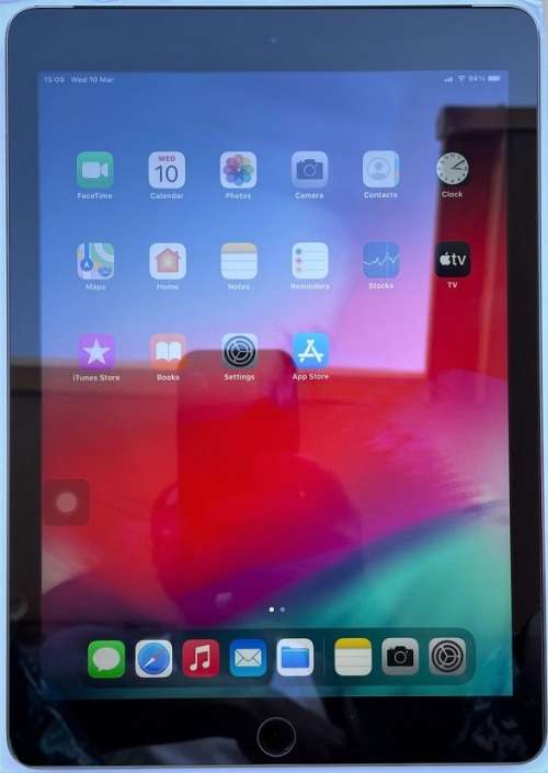 Apple Ipad Air 2  WiFi + Cellular 64 GB Excellent Condition