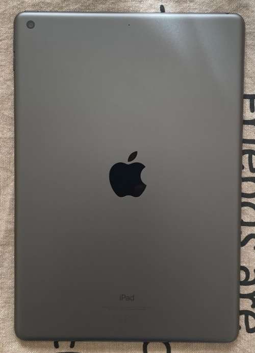Apple Ipad 7th Gen 32gb Wi-Fi Excellent Condition
