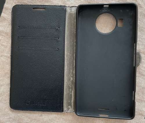 Microsoft Lumia 950 XL 32Gb 3Gb Ram { Includes Battery And Back Cover }