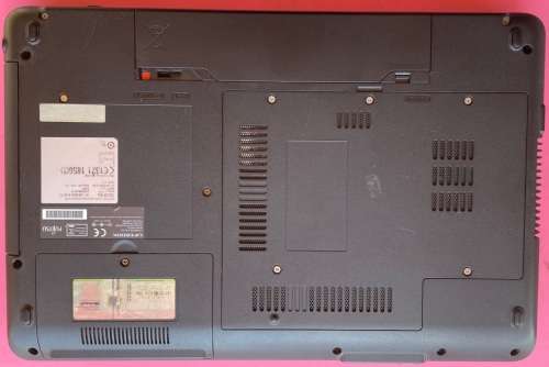 Fujitsu Lifebook AH530 Core i3-M370, CPU @2.4Ghz, 4GB Ram, 320GB HDD