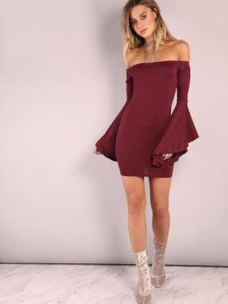 *NEW* OUTRAGEOUSLY LOVELY BELL SLEEVE OFF-SHOULDER DRESS. STUNNING!