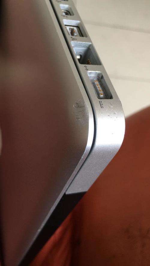 MacBook Pro "Core i7" 2.7 13-Inch (Early 2011), 8GB RAM, 500GB HDD!!! LATE ENTRY