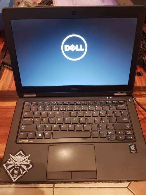 DELL LATITUDE E7250 12.5" CORE I5, 8GB RAM, 256GB SSD HDD!!! GREAT DEAL!!!