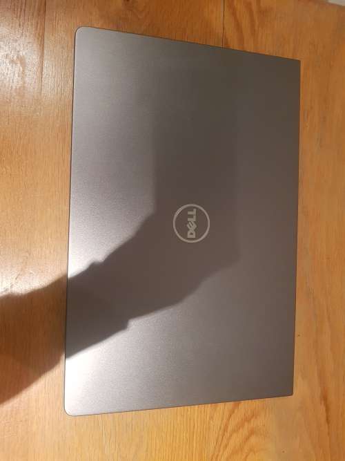 DELL VOSTRO 5568- (15.6") CORE i5-7200U, 8GB DDR4 RAM, 1TB HDD!!! GREAT DEAL!!!