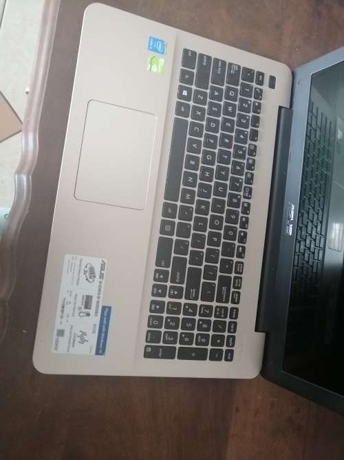 ASUS X555L SONICMASTER - (15.6") CORE i5- 5200U, 8GB DDR3 RAM, 1TB HDD, GEFORCE 920M!!!! GREAT DEAL