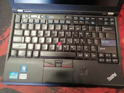 LENOVO THINKPAD X220- (12.5") CORE i5-2520M, 4GB DDR3 RAM, 320GB HDD!!! GREAT DEAL!!!