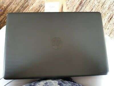 HP Laptop 15-dw1014ni- (15.6") Celeron n4020, 4GB DDR4 RAM, 500GB HDD!!! GREAT DEAL!!!