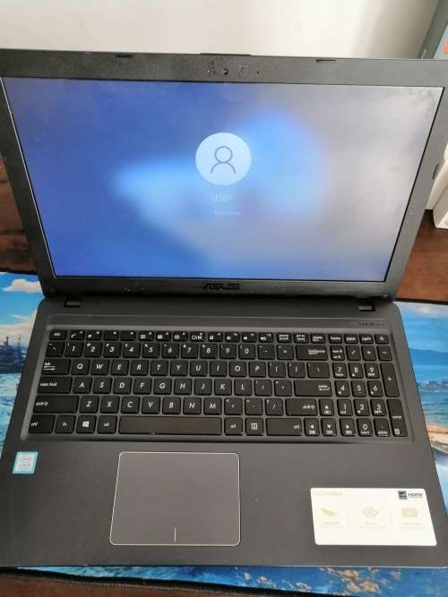 ASUS X543U SONICMASTER- (15.6") QUAD CORE i5- 8250U, 8GB DDR4 RAM, 1TB HDD!! GREAT DEAL