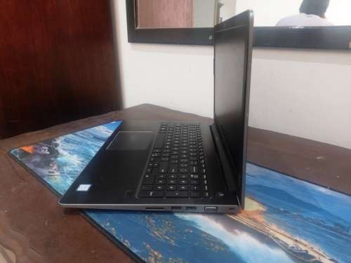 DELL Vostro 15 5568- (15.6`) CORE i5- 7200U, 8GB DDR4 RAM, 1TB HDD!!! GREAT DEAL !!!
