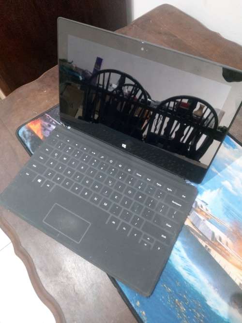 MICROSOFT SURFACE PRO RT (WINDOWS RT) Intel Nvidia Tegra 3, 2GB RAM, 32GB STORAGE!! great deal!!