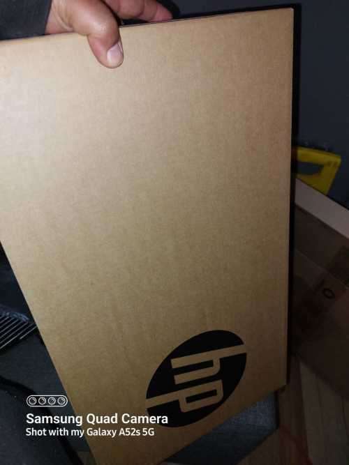 BRAND NEW!!! HP NOTEBOOK 15-DW3027NI - (15.6`) QUAD CORE i5-11TH GEN, 8GB DDR4 RAM, 1TB HDD!!