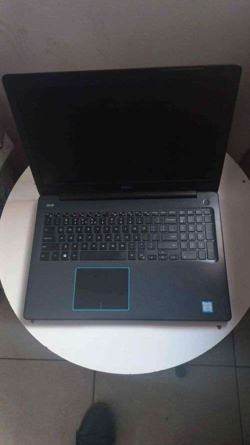 Dell inspiron g3 15-3579 - 15.6" i7-8th gen - 16gb ram , 256gb m.2 ssd - 1tb hdd- Nvidia gtx 1050ti