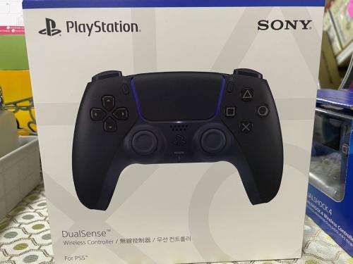 Playstation 5 Dualsense Controller - BLACK (GREAT CONDITION) - GREAT DEALS!!